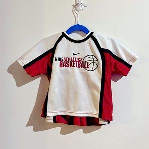 Toddler 90s style Nike Outfit. 2T